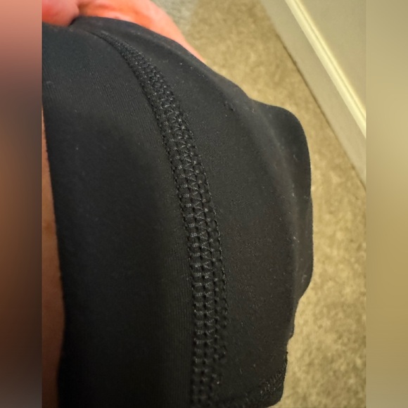 Lululemon Align High-Rise 21” Black, Size 8 - Picture 6 of 6